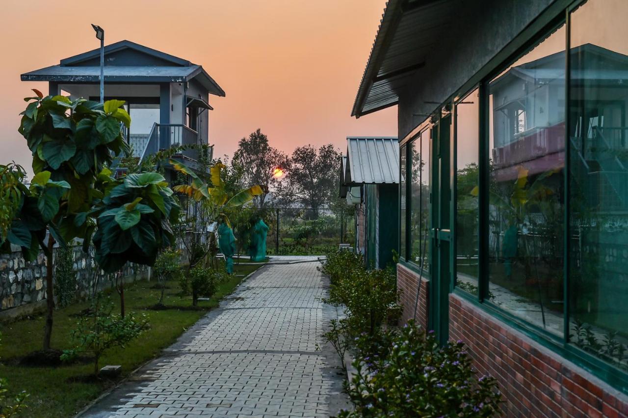 Sukoon - A Wellness Resort, Uttarakhand Chuharpur Экстерьер фото