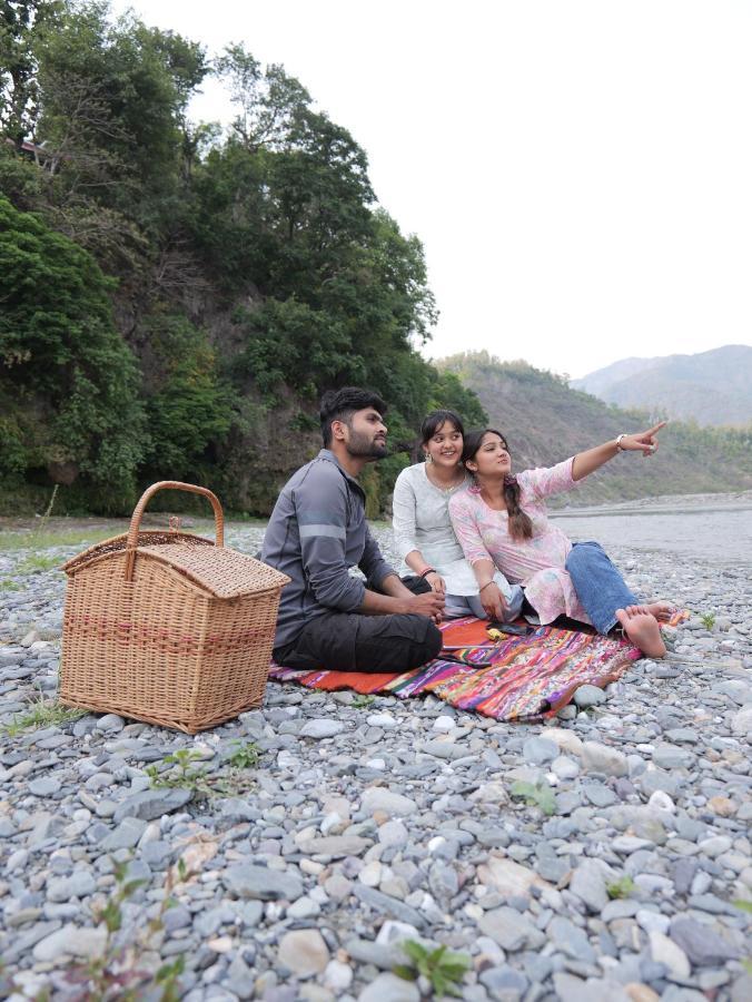 Sukoon - A Wellness Resort, Uttarakhand Chuharpur Экстерьер фото